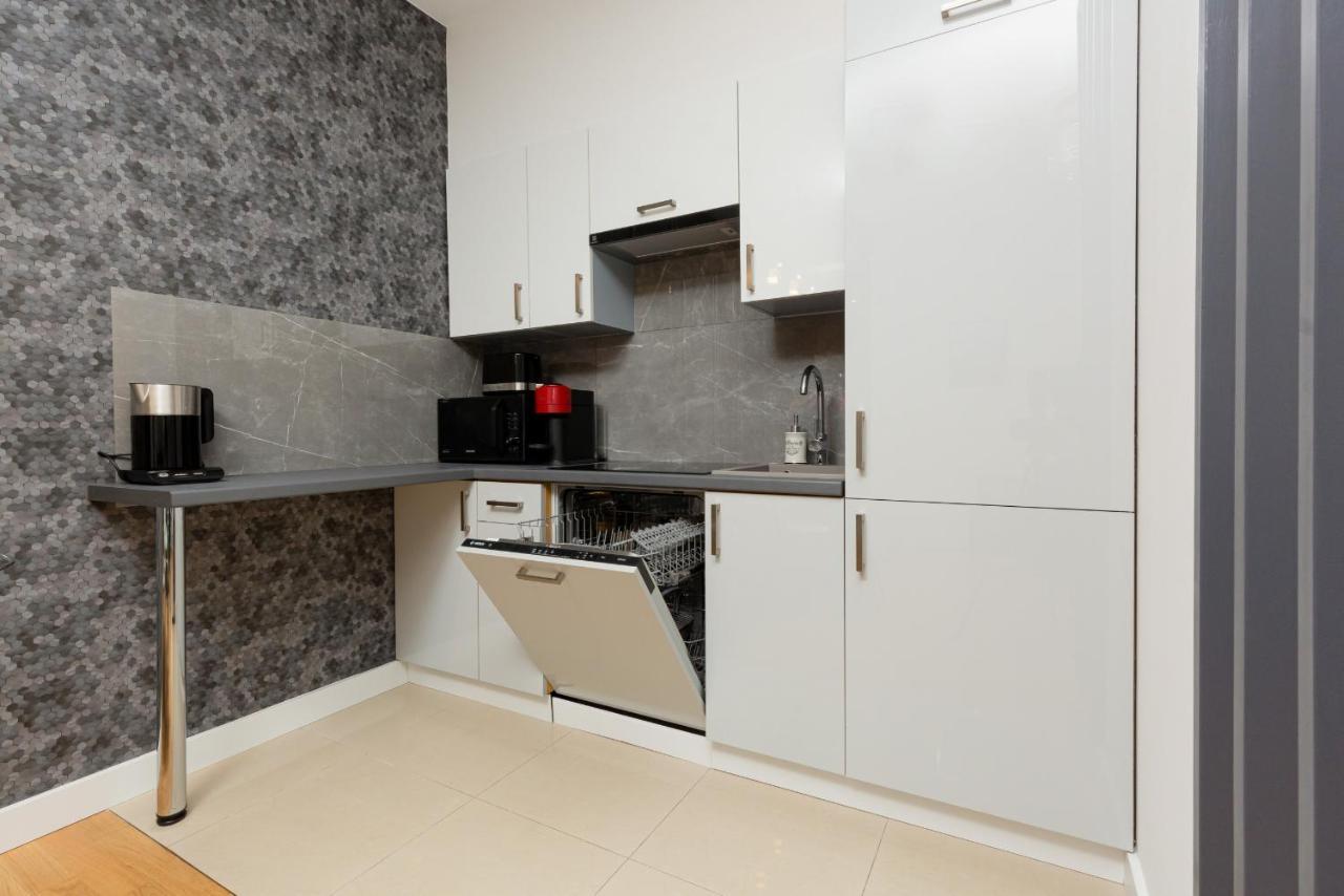 Park Arkadia Apartment With Parking Mokotow By Noclegi Renters Varsóvia Exterior foto